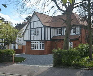 New Build - LOVIBONDS AVENUE